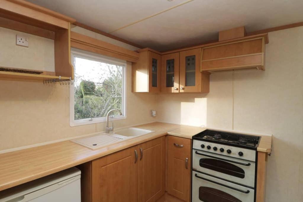 סומרטון The Nest - Family Friendly Caravan Nr Glastonbury & Street מראה חיצוני תמונה